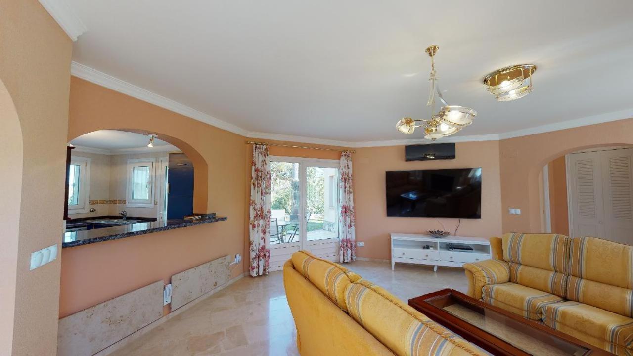 Apartamentos Y Villas Oliva Nova Golf Resort Exteriör bild